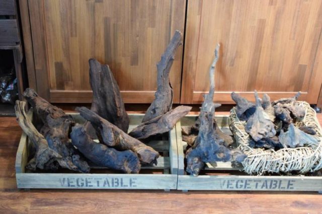 石、流木、用品等 在庫一掃セール